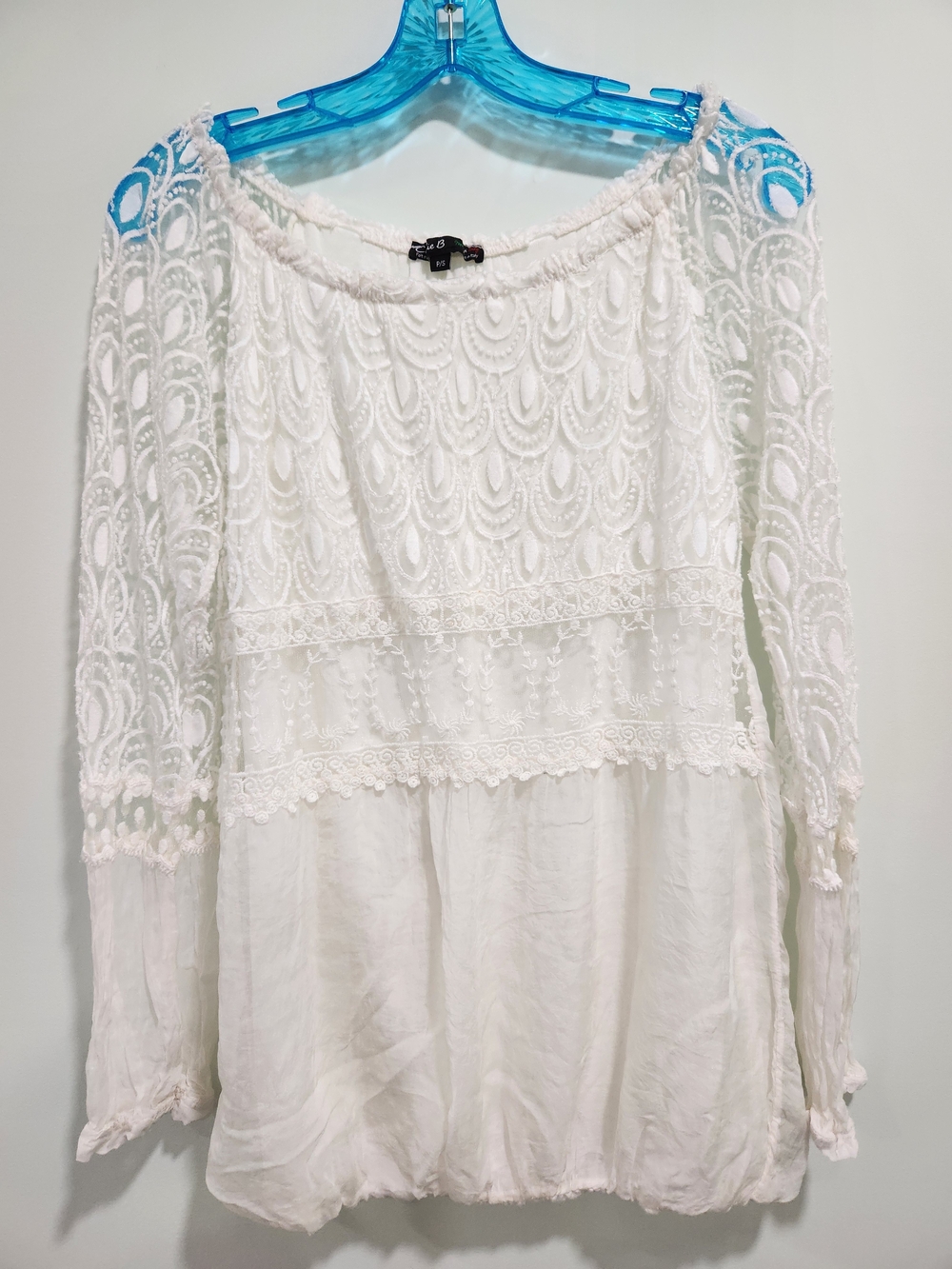 CHARLIE B White Lace Boho Peasant Blouse